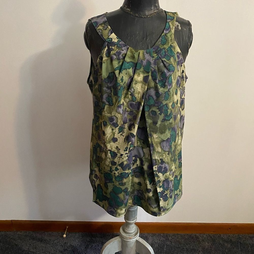 Simply Vera Vera Wang Green/Purple angled pleated front with sash top, size XL